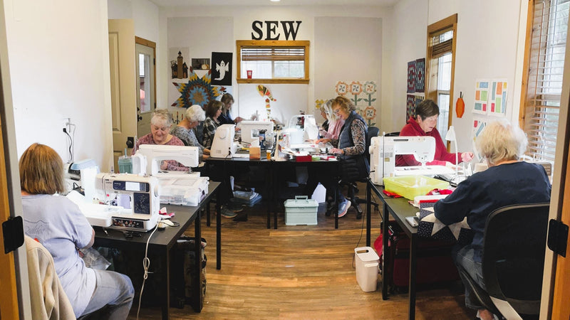 Sewing at The Hen Den - Friday, December 8th
