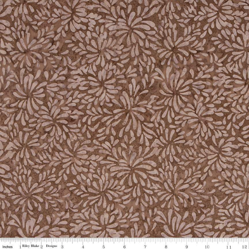 Riley Blake Designs Expressions Batiks Tjaps BTHH1056 Nutmeg