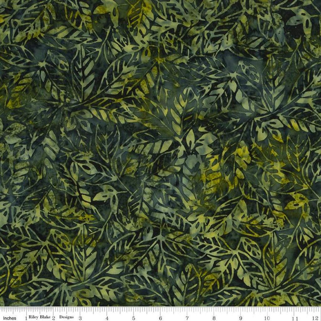 Riley Blake Designs Expressions Batiks TJAPS BTHH1085 Leaf Green