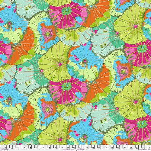 FreeSpirit Fabrics Kaffe Fassett Classics Lotus Leaf PWGP029.Lime