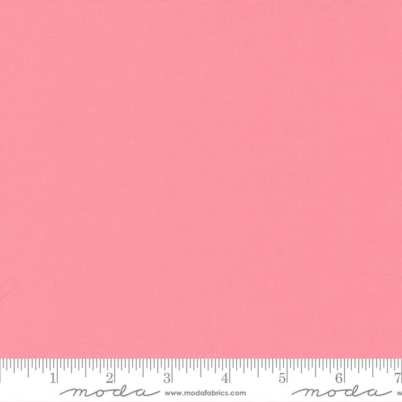 Moda Fabrics Bella Solids 9900 120 Betty's Pink