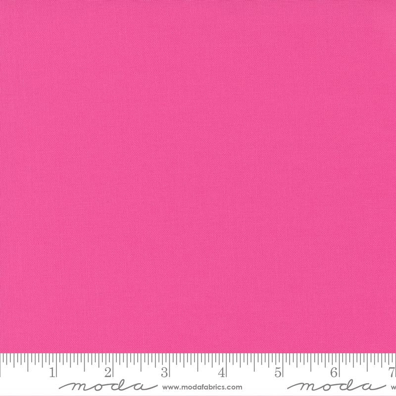 Moda Fabrics Bella Solids 9900 190 Fuschia