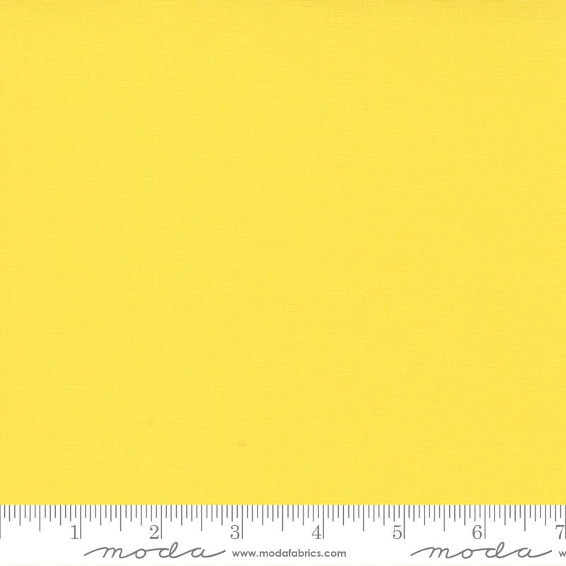 Moda Fabrics Bella Solids 9900 250 Daffodil