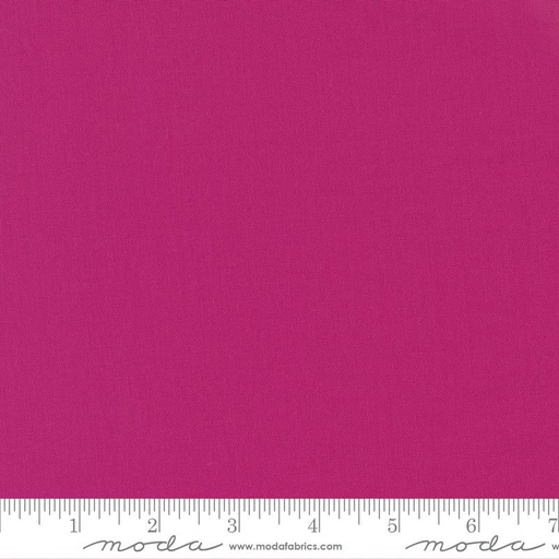 [162503] Moda Fabrics Bella Solids 9900 214 Berrylicious